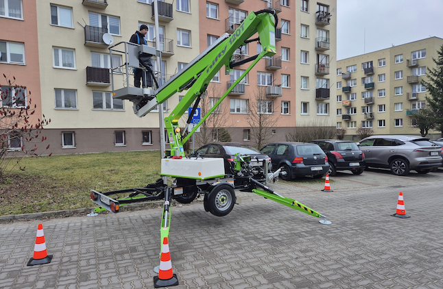 Usługi podnośnikiem koszowym